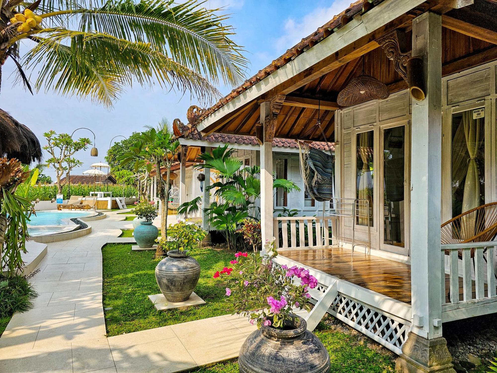 Janur Bungalow Магеланг Номер фото
